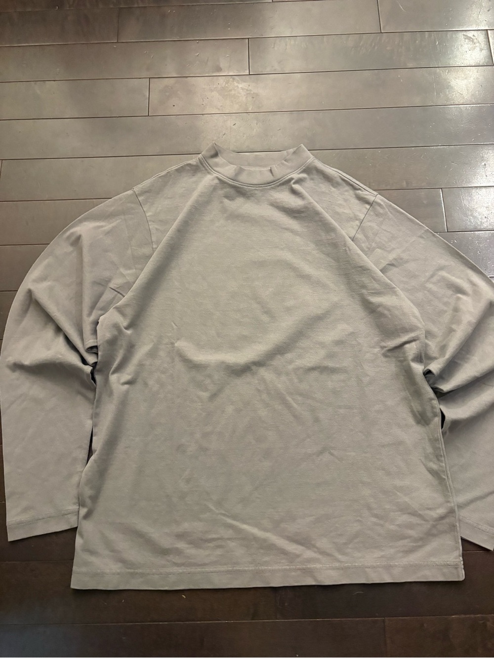 YZY gap long sleeve